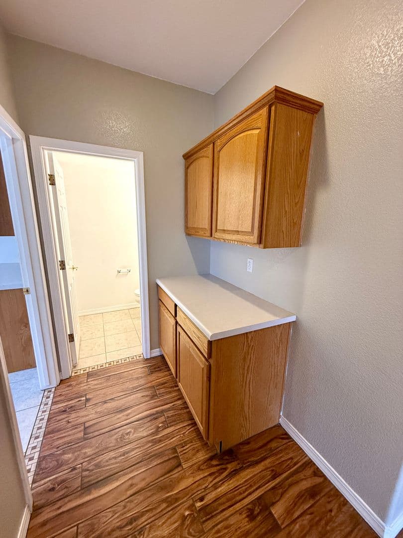 Kingman House: 2116 Roy Rogers Way