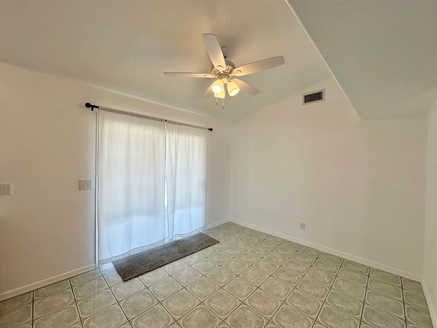 Golden Valley House: 6582 W. Hershey Way