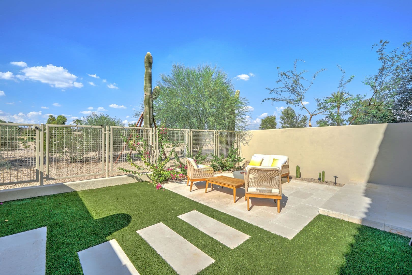 Scottsdale House: 6500 E. Camelback Road Unit 1006