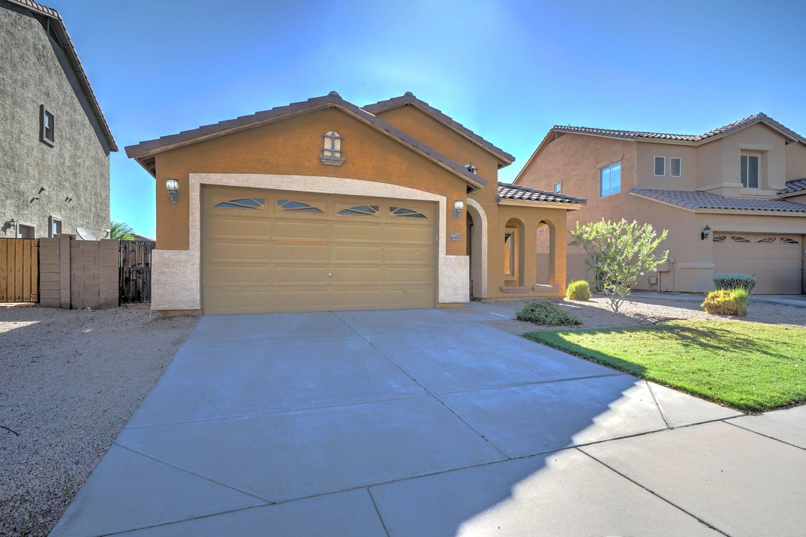 Laveen House: 6415 S. 49th Glen