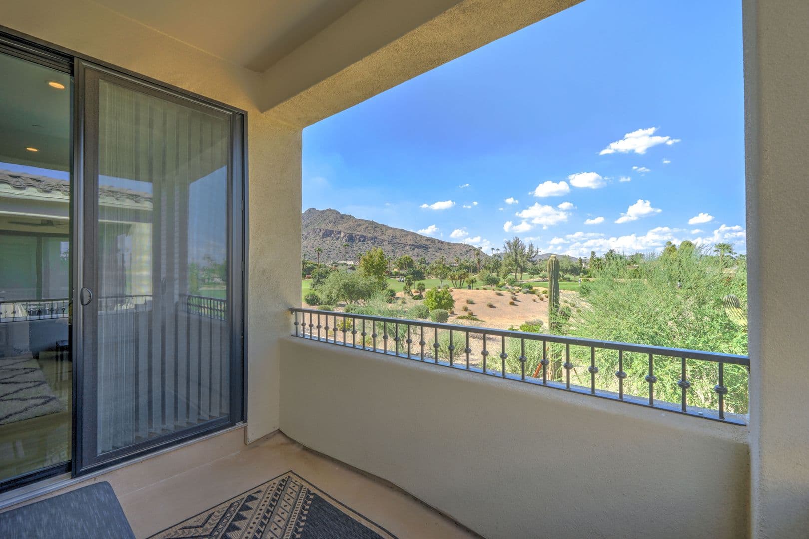 Scottsdale House: 6500 E. Camelback Road Unit 1006