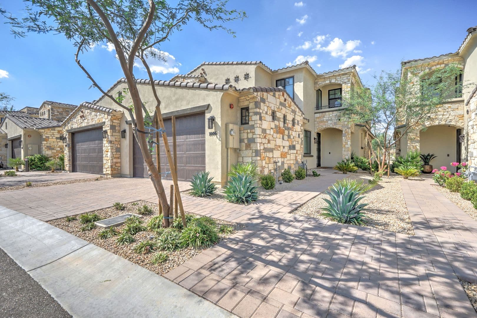 Scottsdale House: 6500 E. Camelback Road Unit 1006