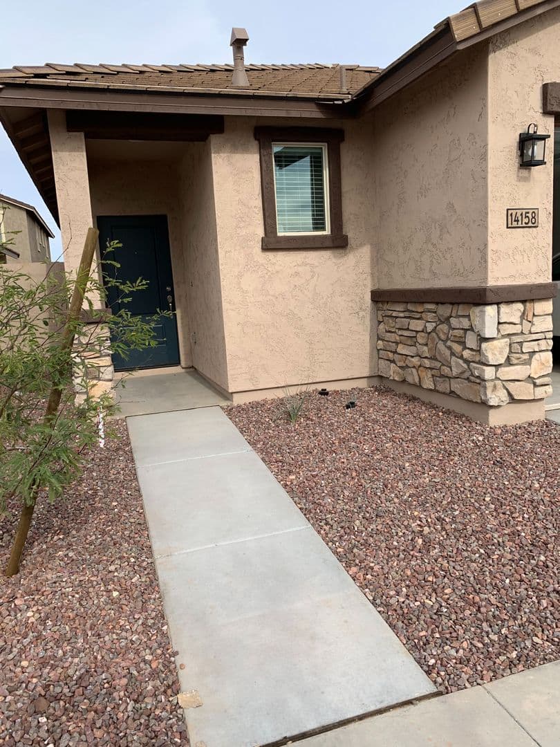 Surprise House: 14158 W. Voltaire Street