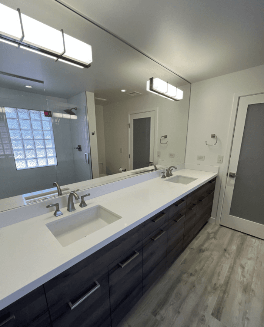 Cave Creek House: 7017 E. Bella Vista Drive