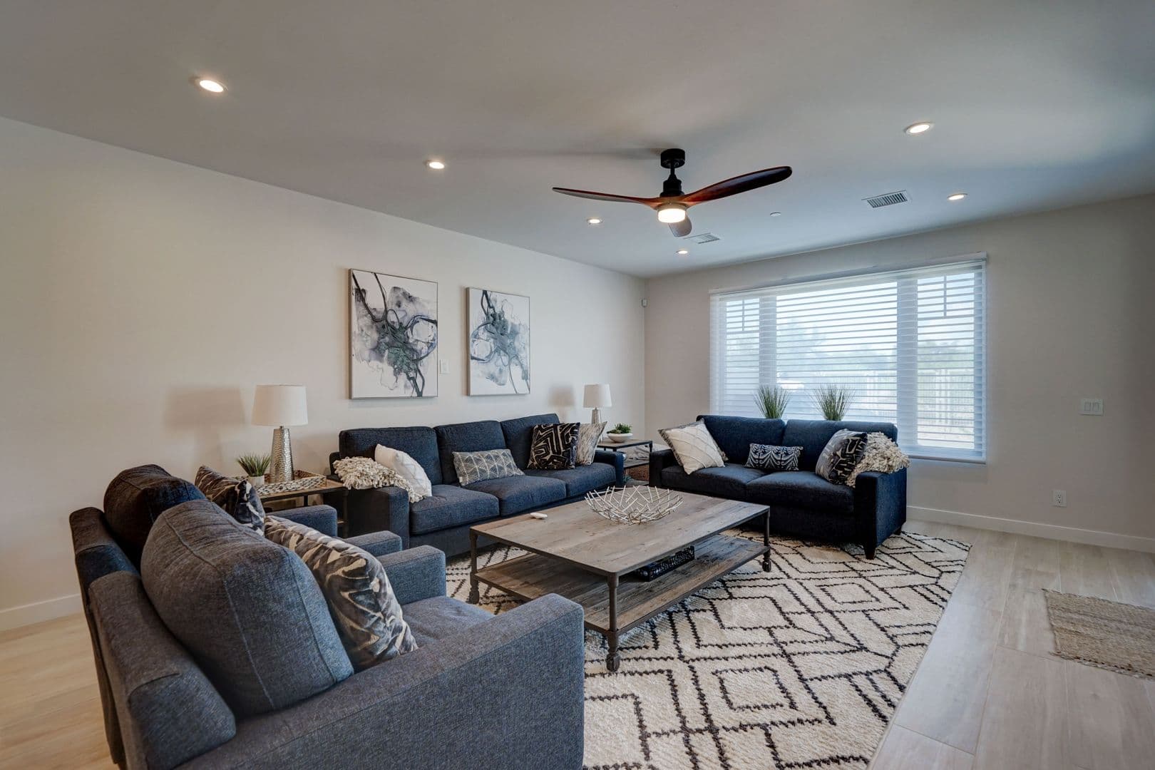 Scottsdale House: 6500 E. Camelback Road Unit 1006