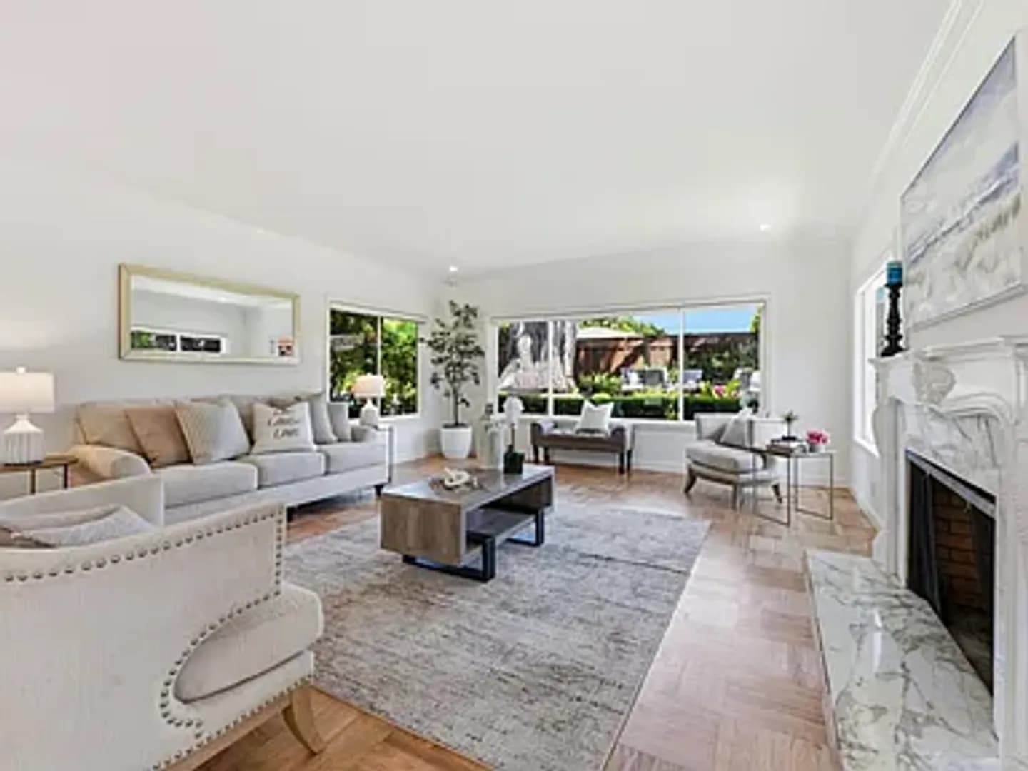 Hillsborough House: 2140 Carmelita Avenue