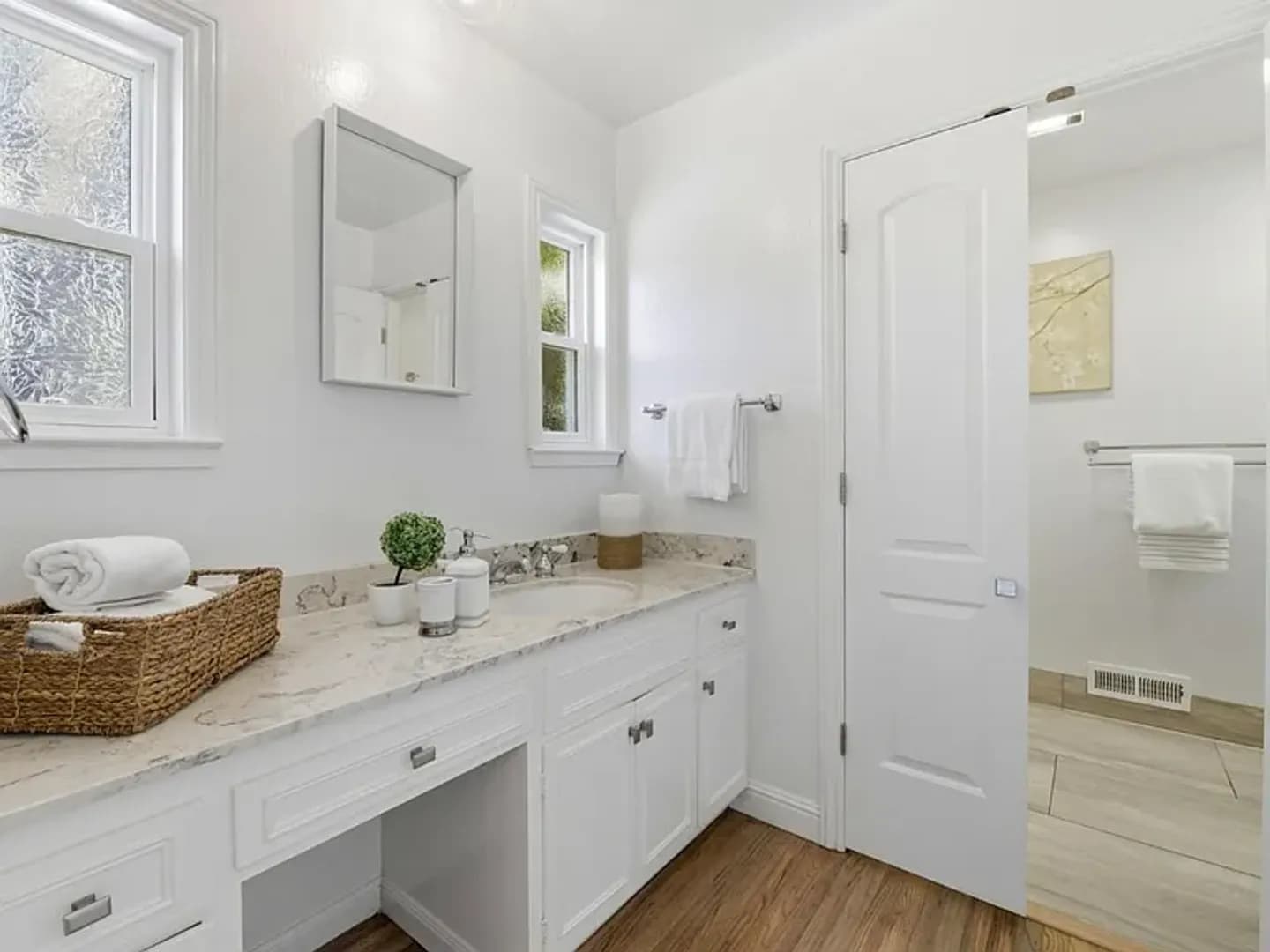 Hillsborough House: 2140 Carmelita Avenue