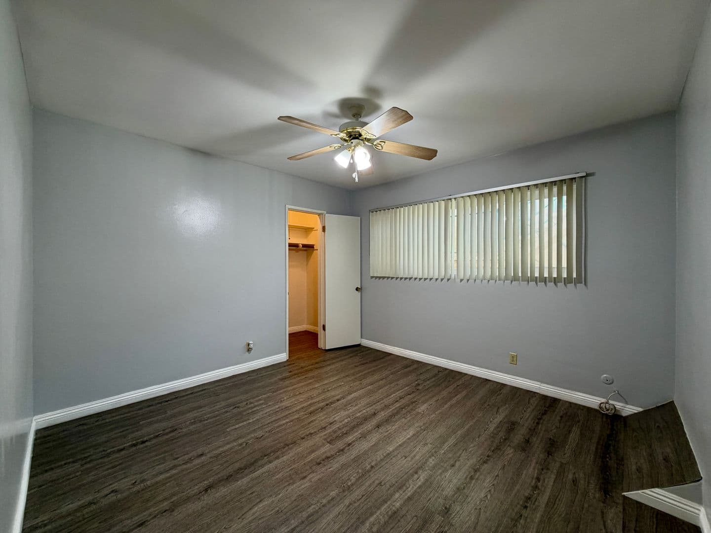 Inglewood Townhome: 900 Kincaid Avenue