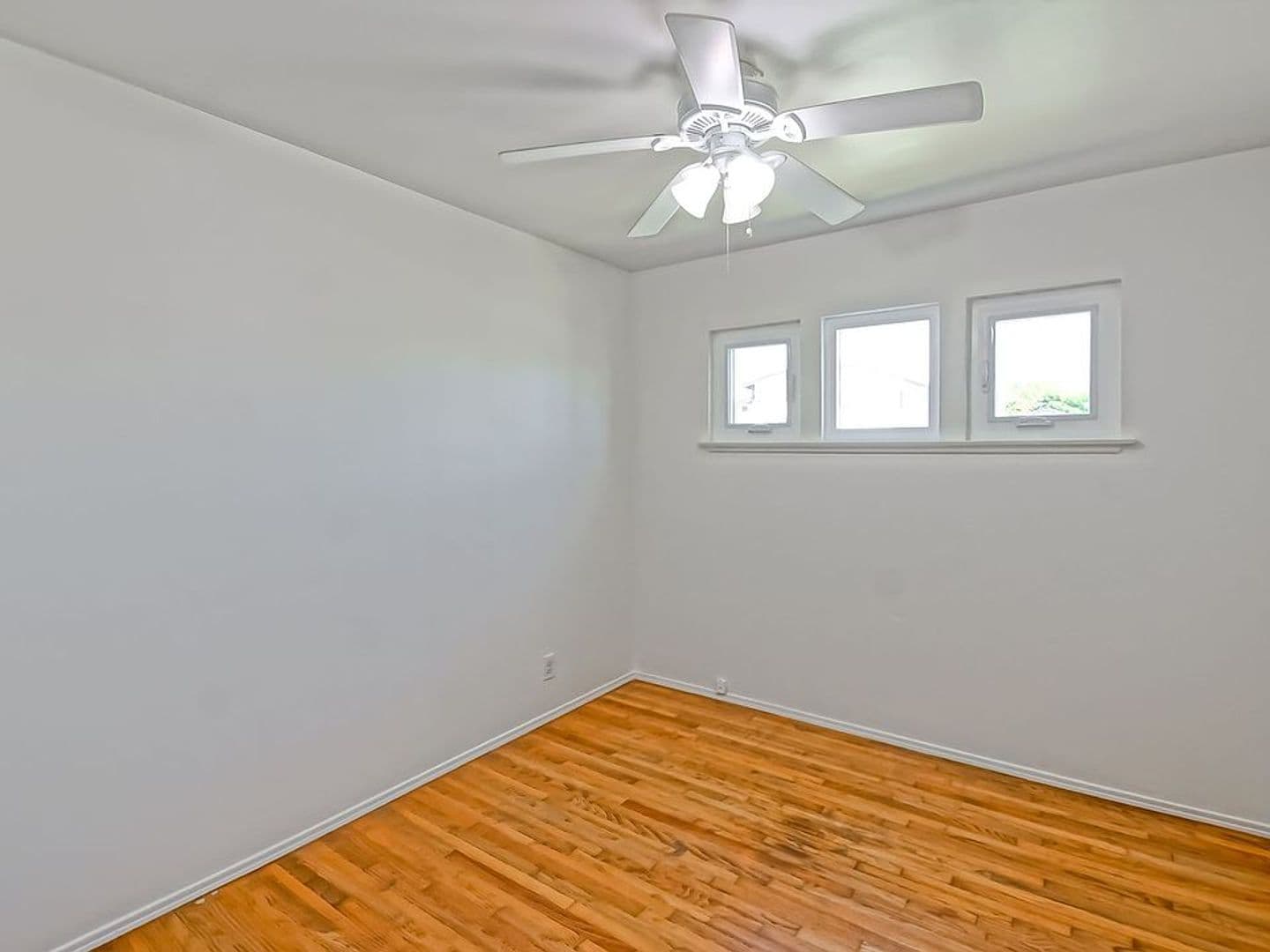 Torrance House: 3531 W 226th St