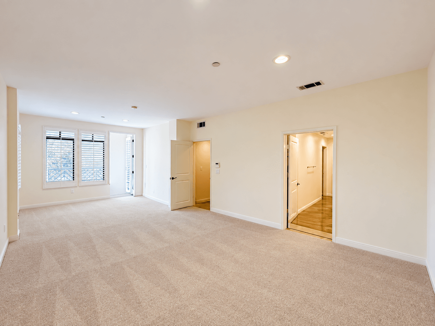 Playa Vista House: 5625 Crescent Park West