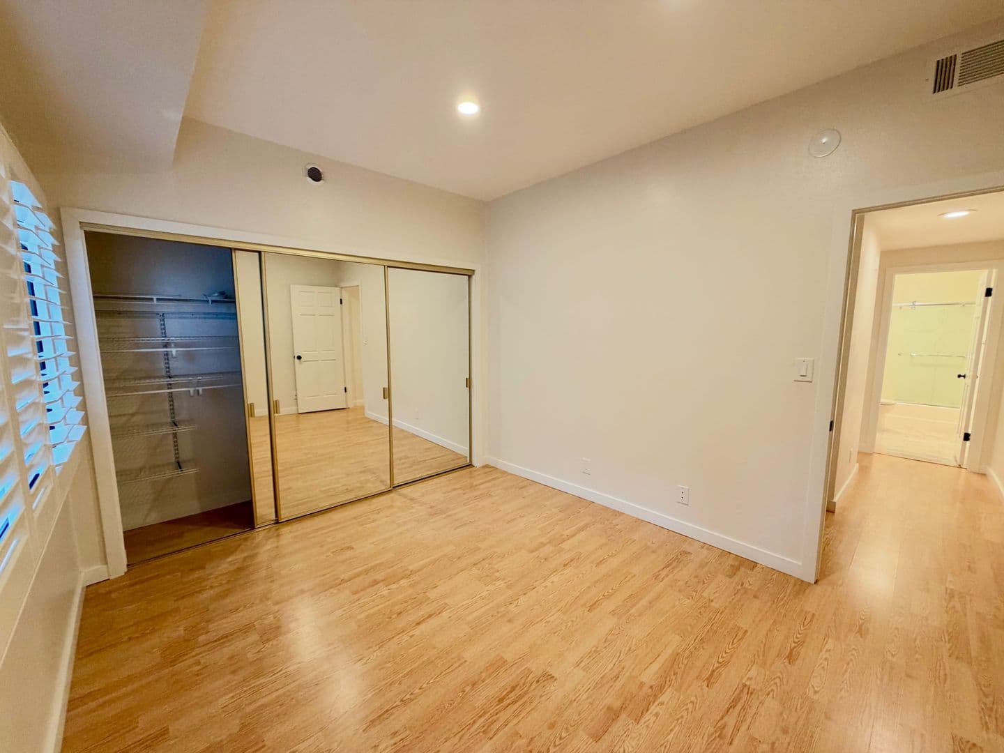 Playa Del Rey House: 8180 Manitoba St #4-136