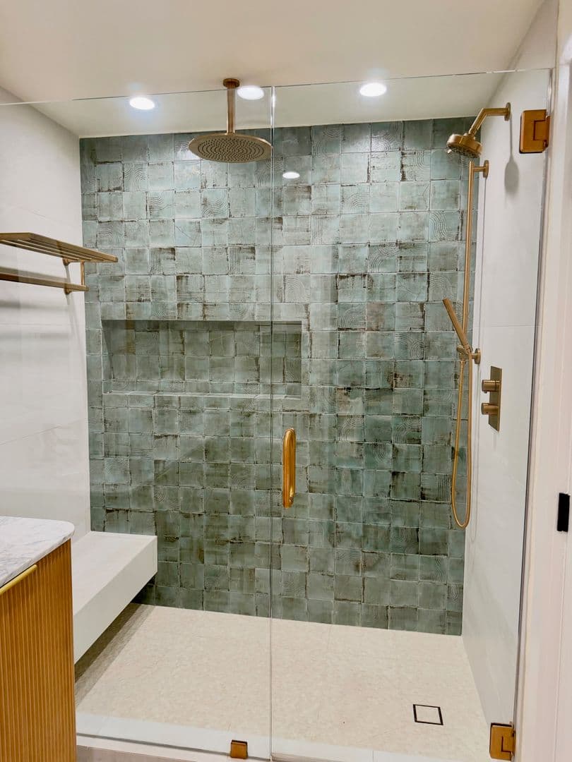 Playa Del Rey House: 8180 Manitoba St #4-136