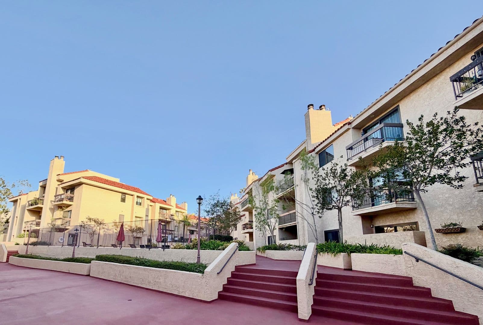 Playa Del Rey House: 8180 Manitoba St #4-136