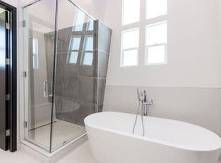 Redondo Beach House: 205 S Irena Ave