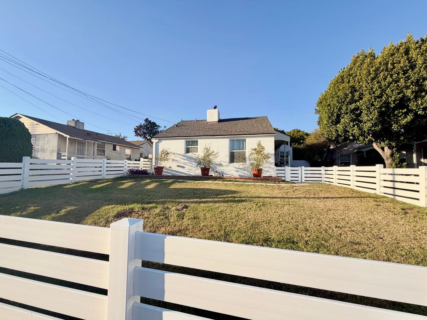 Los Angeles House: 6031 W. 86th Place