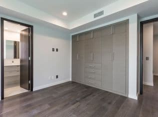 Redondo Beach House: 205 S Irena Ave