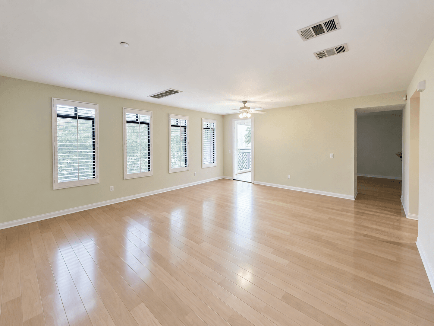 Playa Vista House: 5625 Crescent Park West
