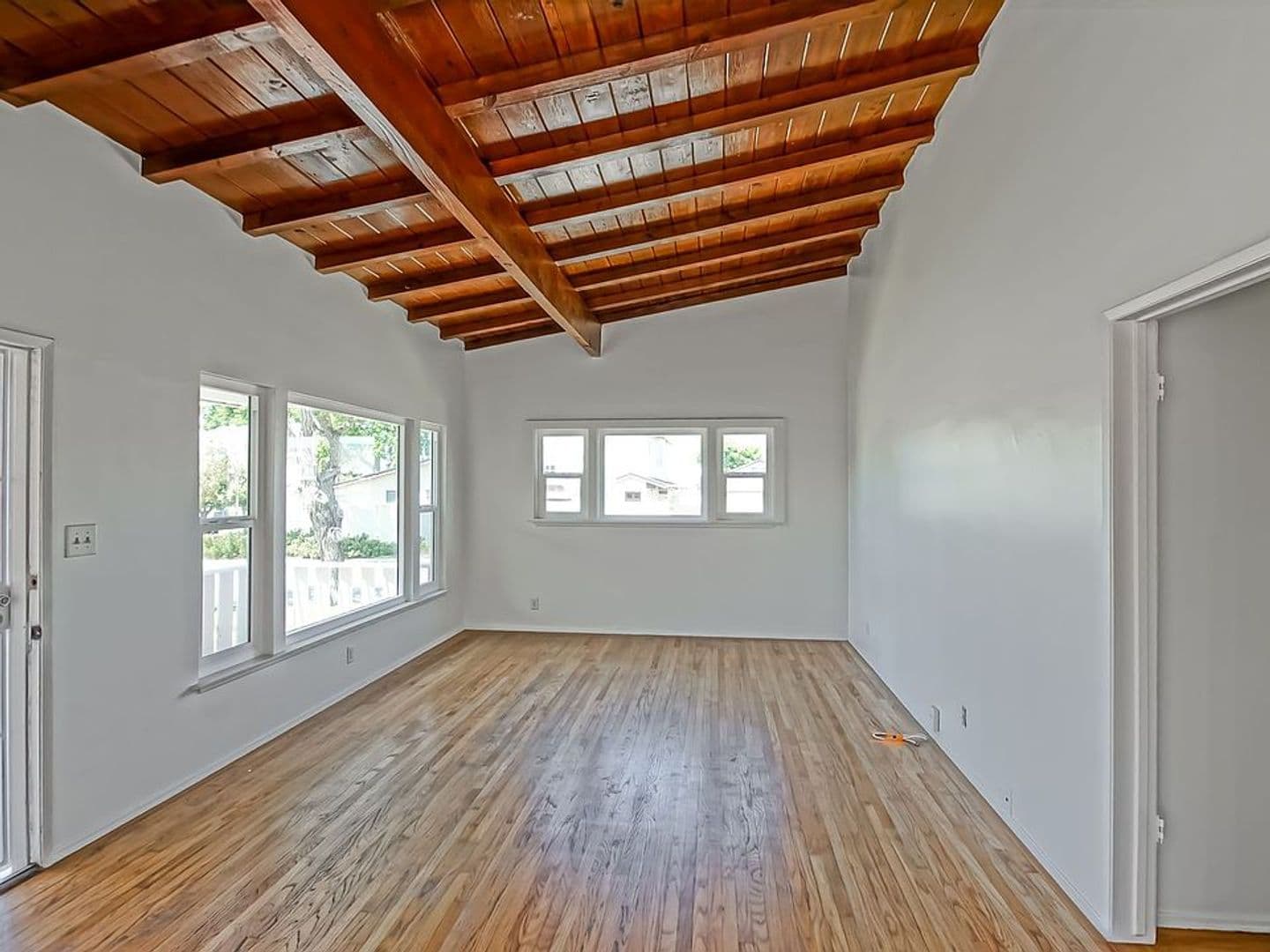 Torrance House: 3531 W 226th St