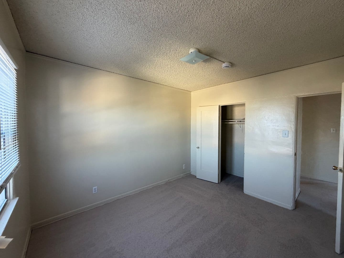San Pedro Apartment: 1372 - 1378 W 13th St