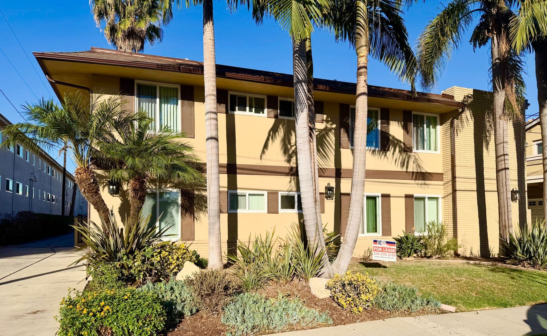 Torrance Apartment: 20617 Amie Avenue