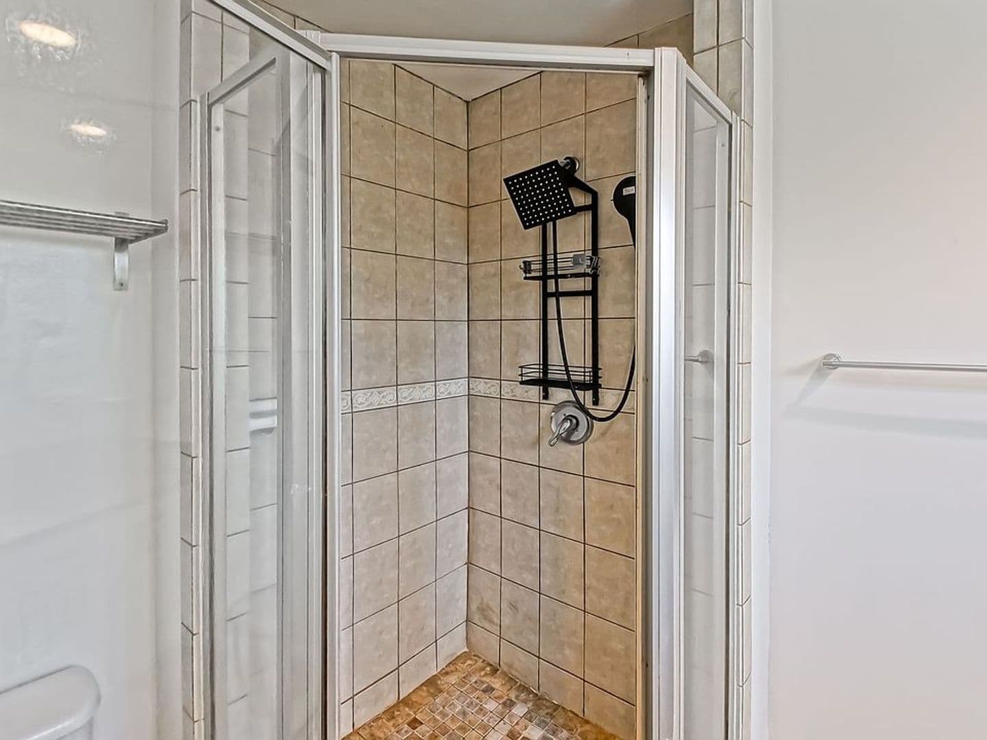 Torrance House: 3531 W 226th St