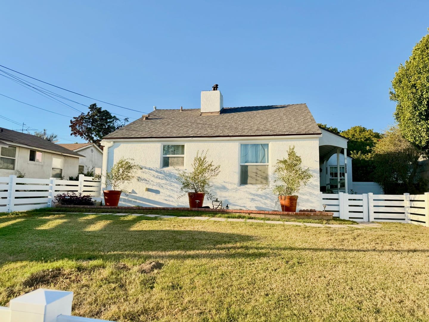Los Angeles House: 6031 W. 86th Place