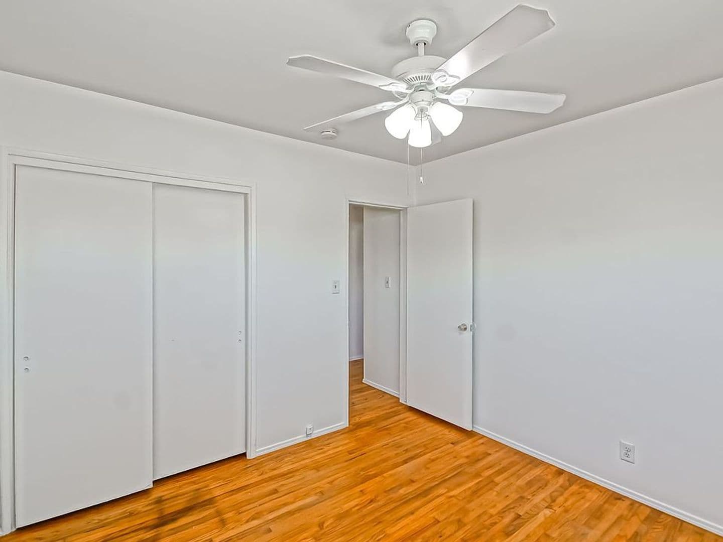 Torrance House: 3531 W 226th St