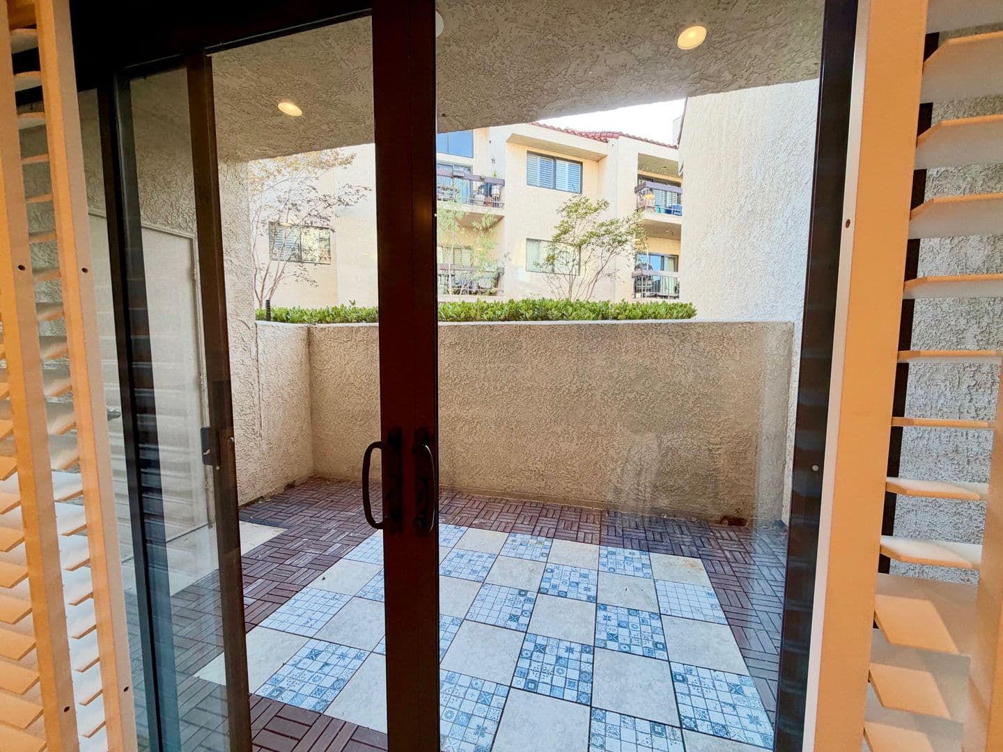 Playa Del Rey House: 8180 Manitoba St #4-136
