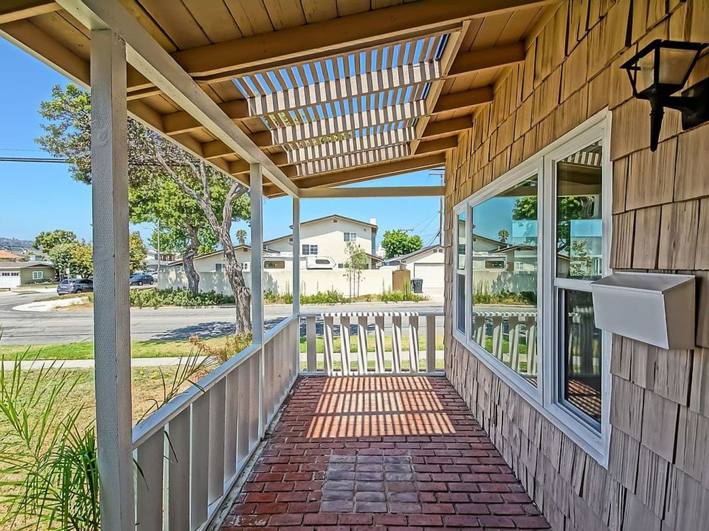 Torrance House: 3531 W 226th St