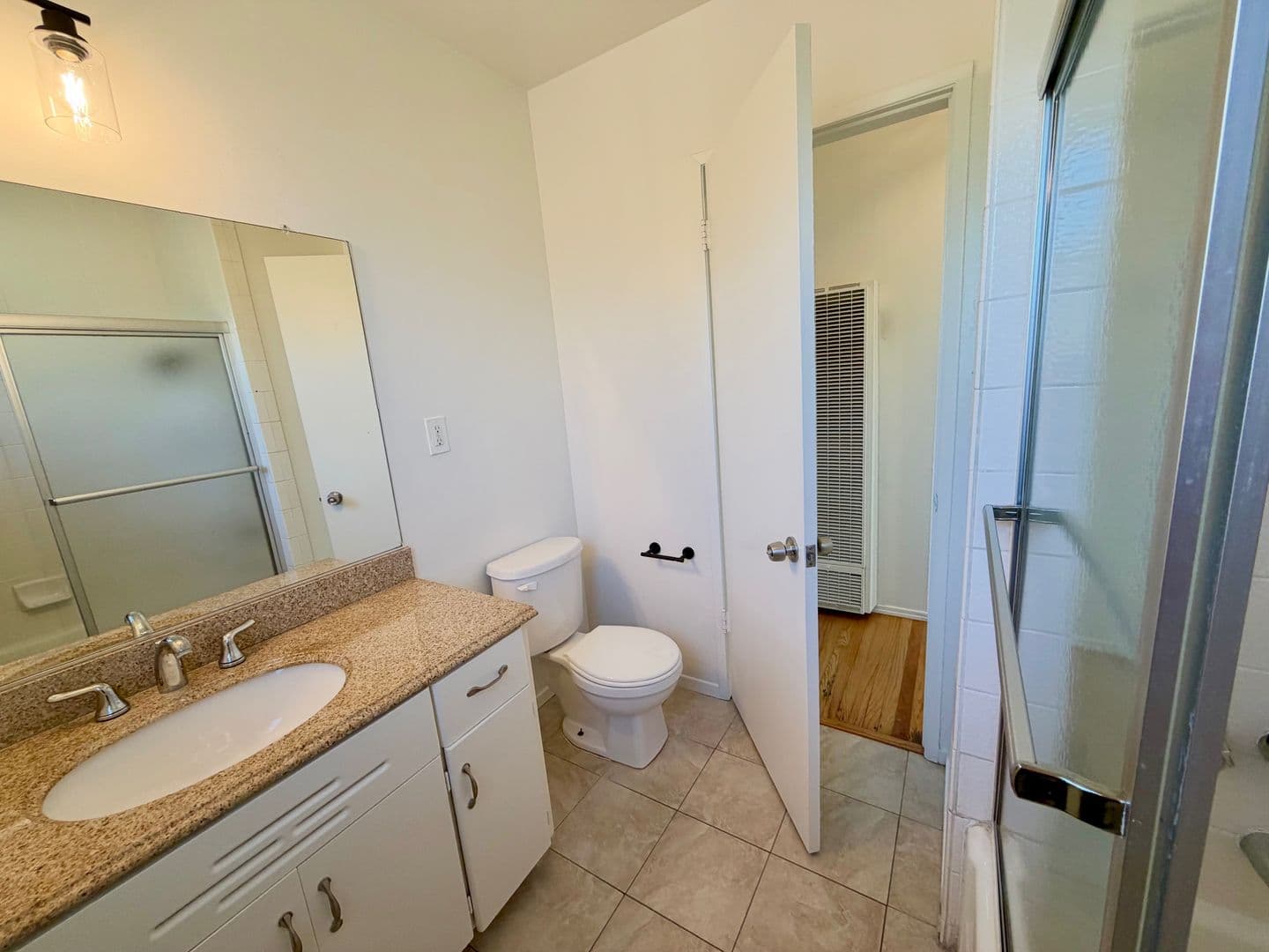 Torrance House: 3531 W 226th St
