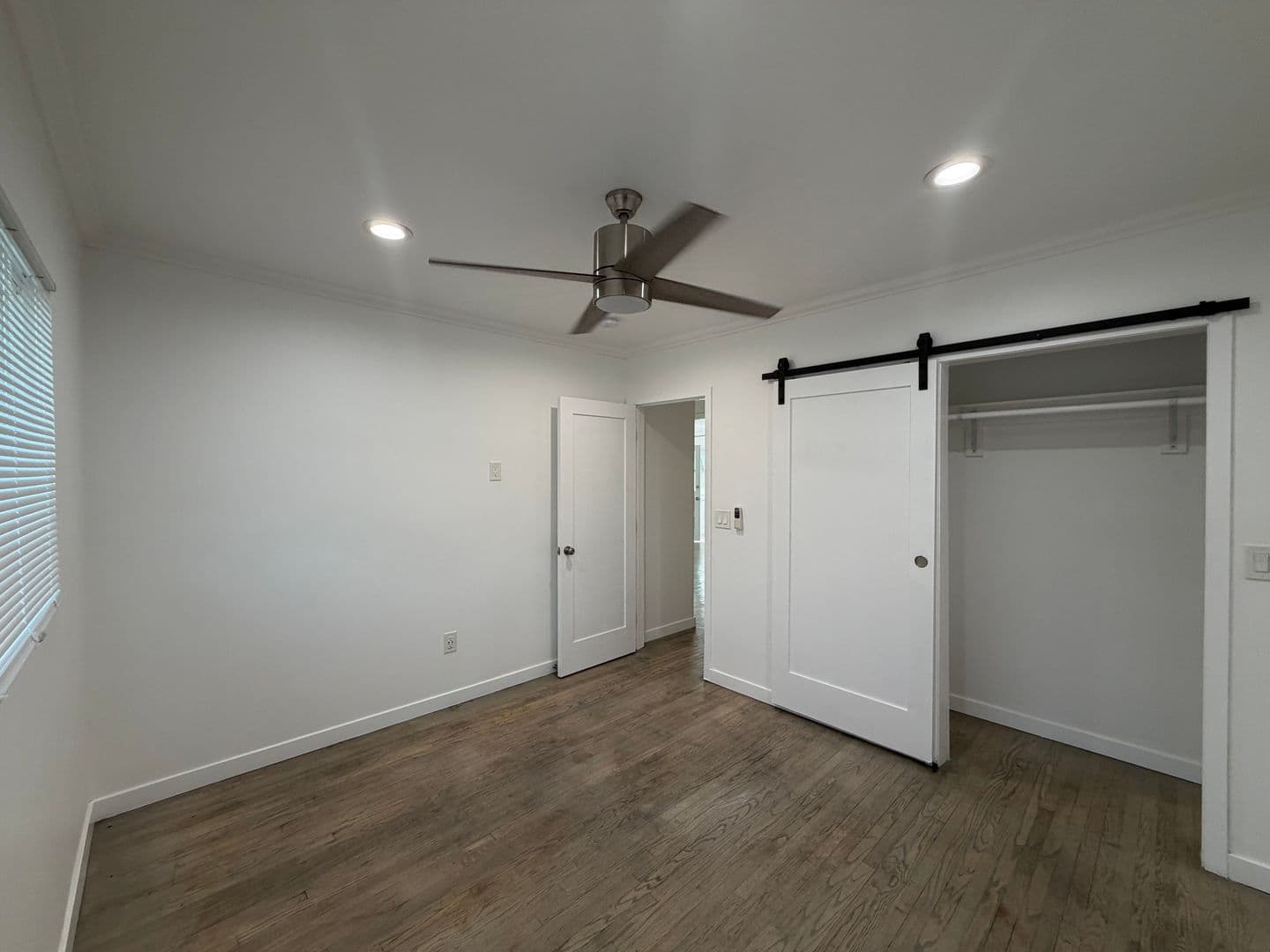 Inglewood Apartment: 11600 Crenshaw Blvd.