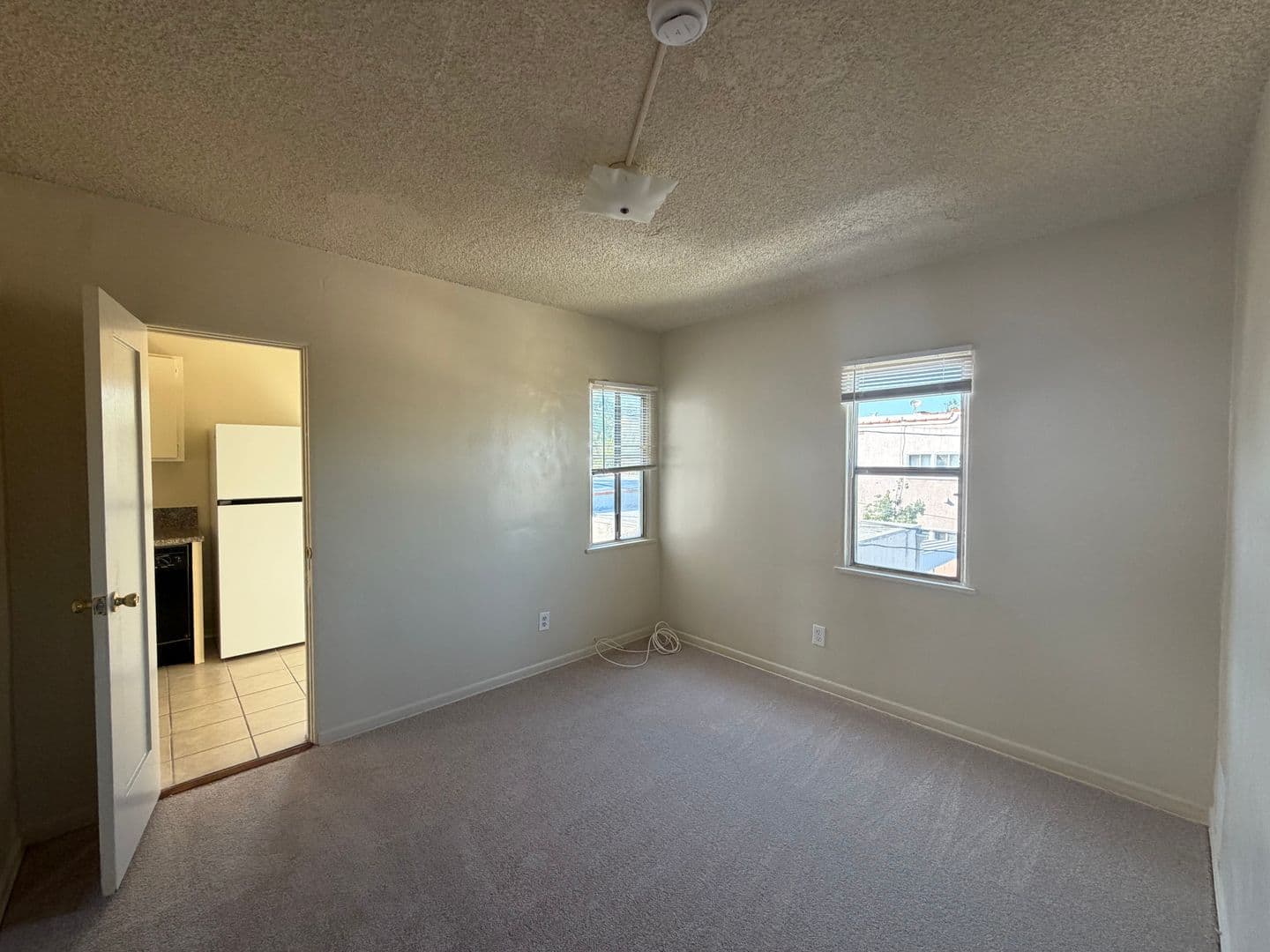 San Pedro Apartment: 1372 - 1378 W 13th St
