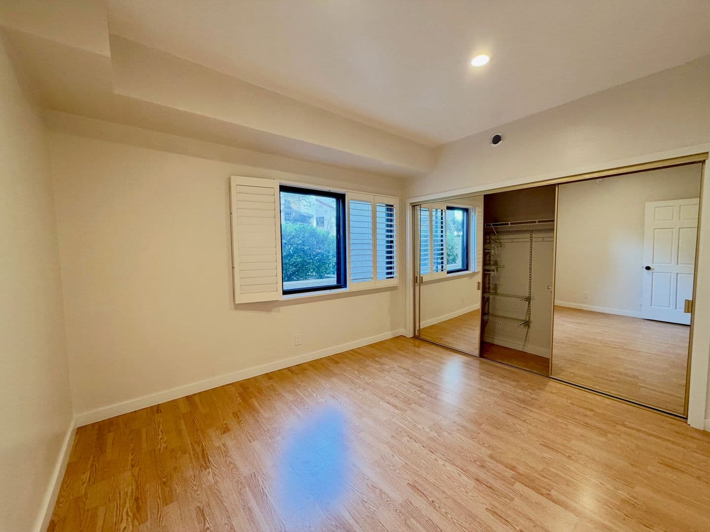 Playa Del Rey House: 8180 Manitoba St #4-136