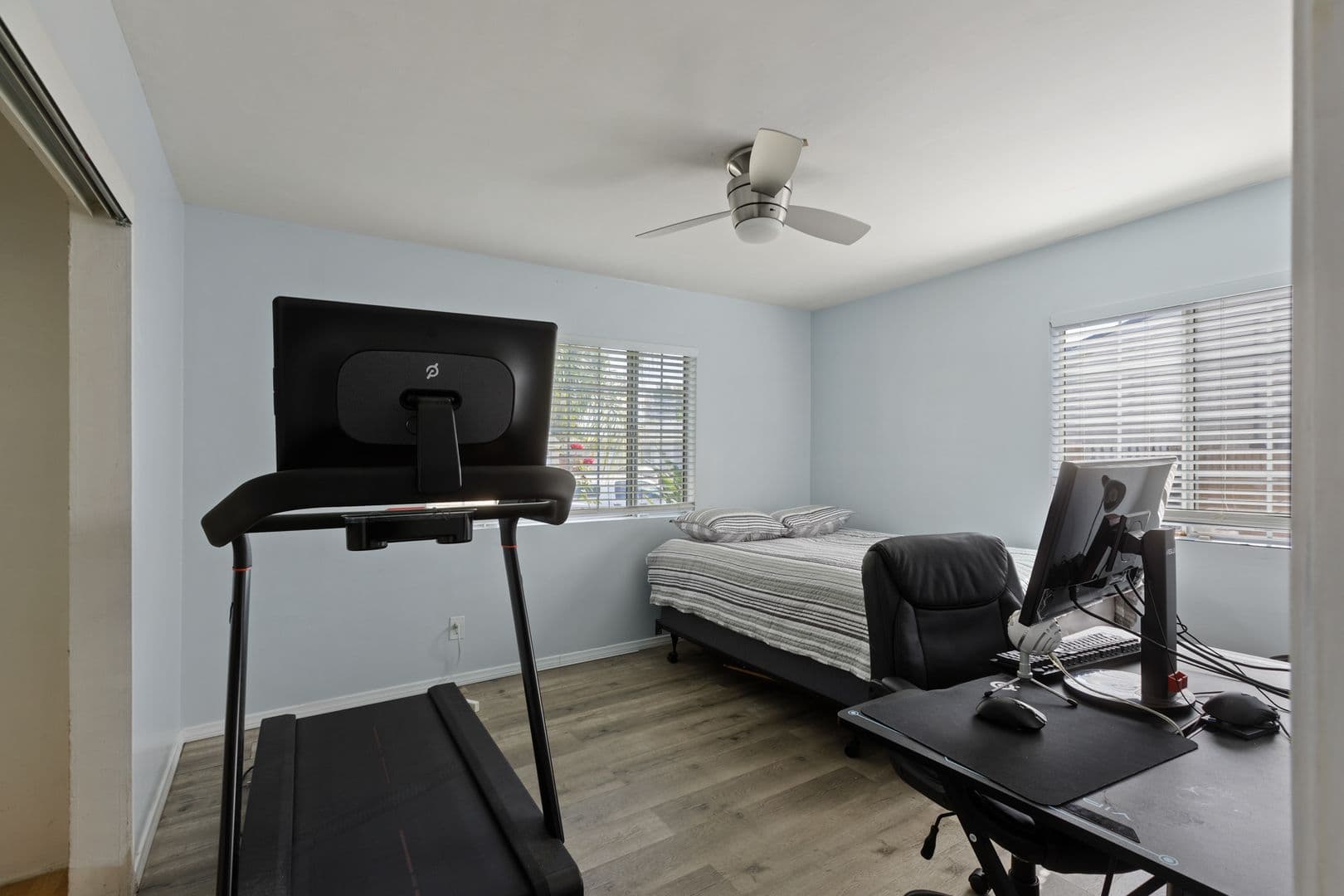 Panorama City House: 8419 Wakefield Ave.