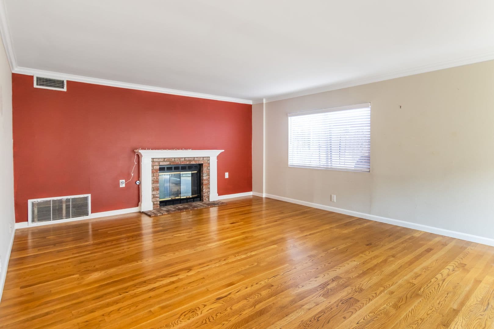Panorama City House: 12314 Willow Way