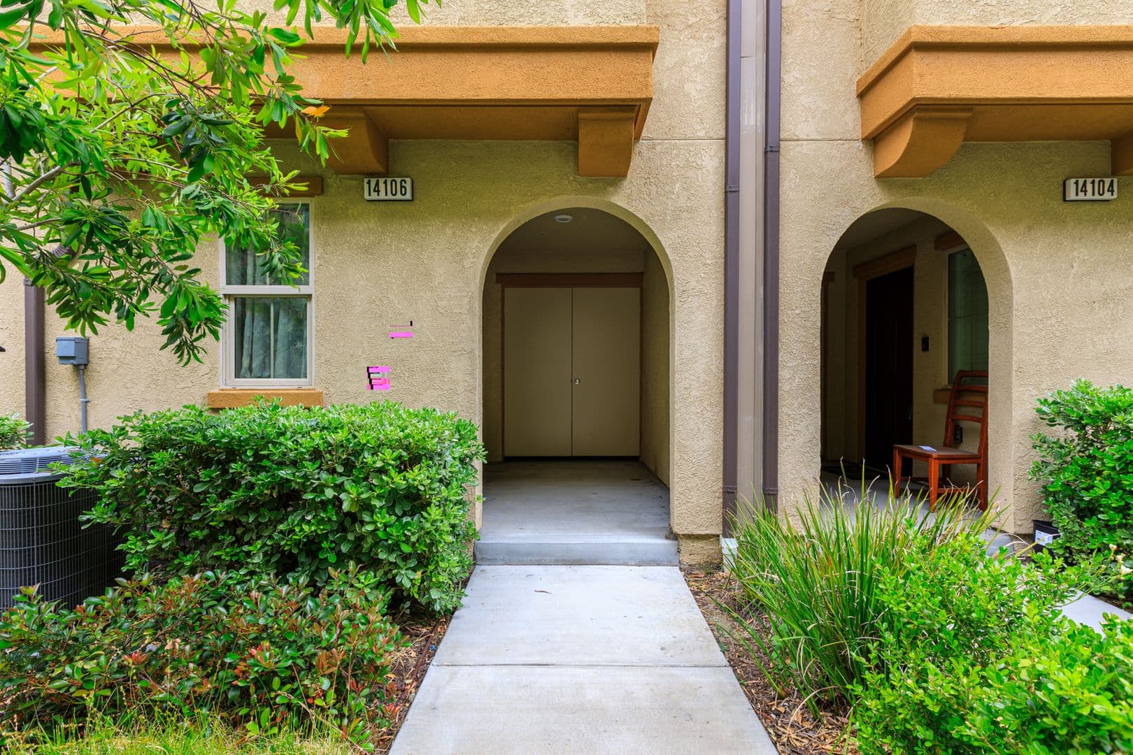 Van Nuys House: 14106 W. Spruce Ln