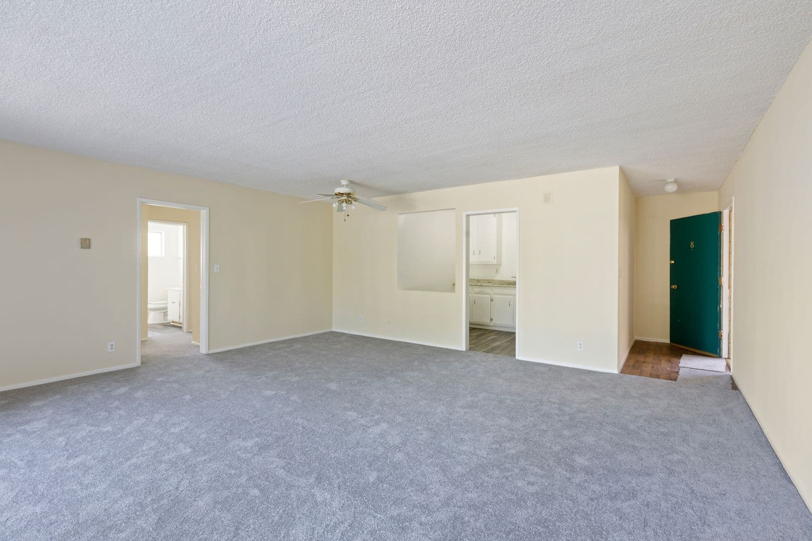Northridge Apartment: 8421 Lindley Ave.