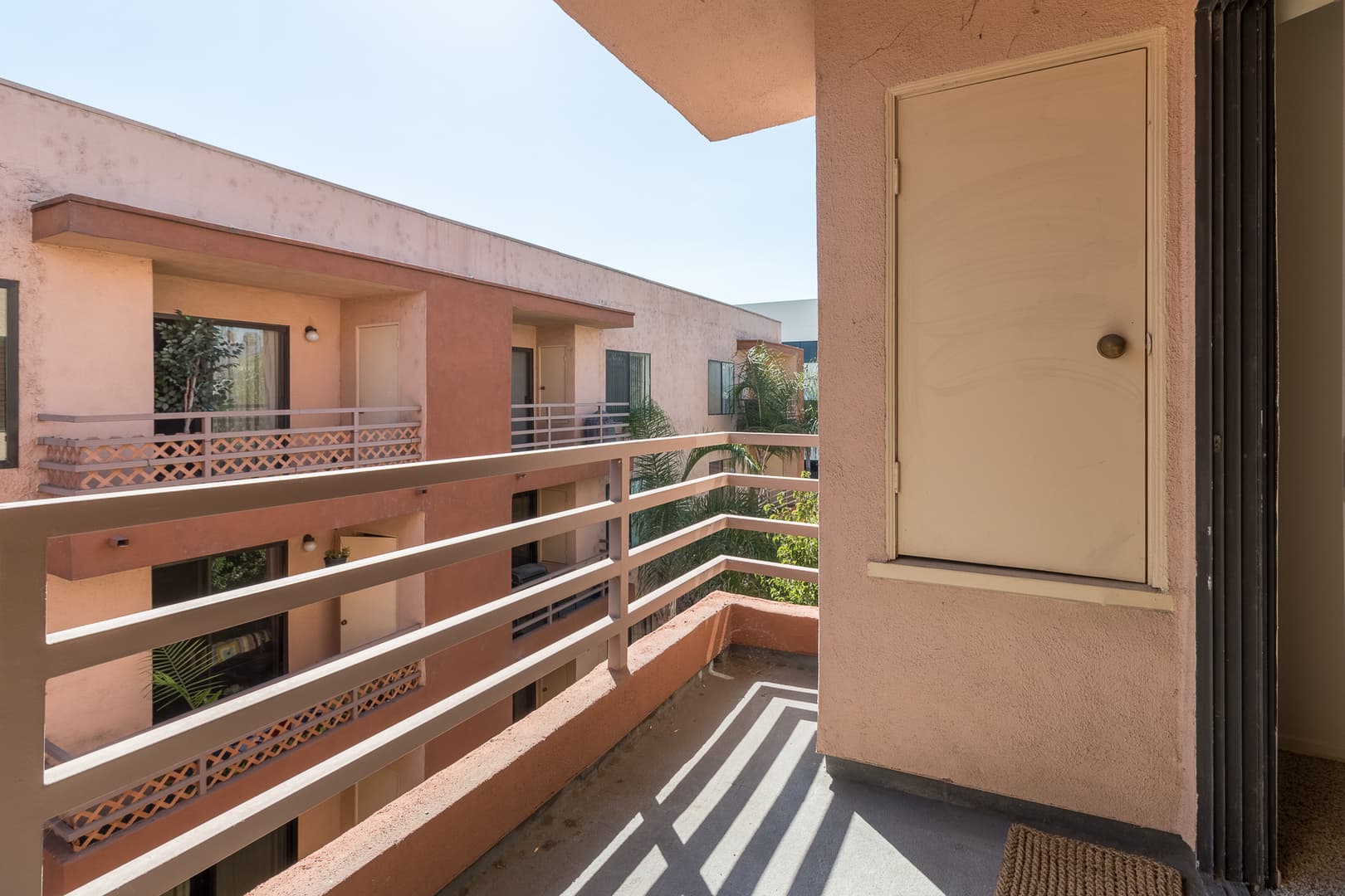 Canoga Park Condo: 6815 Remmet Ave. #323