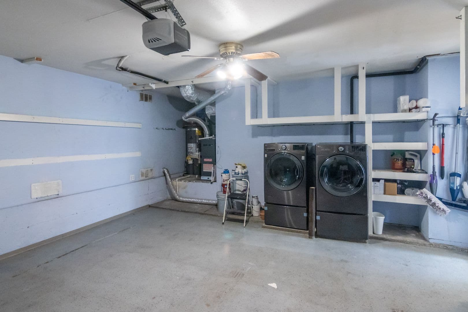 Panorama City House: 12314 Willow Way