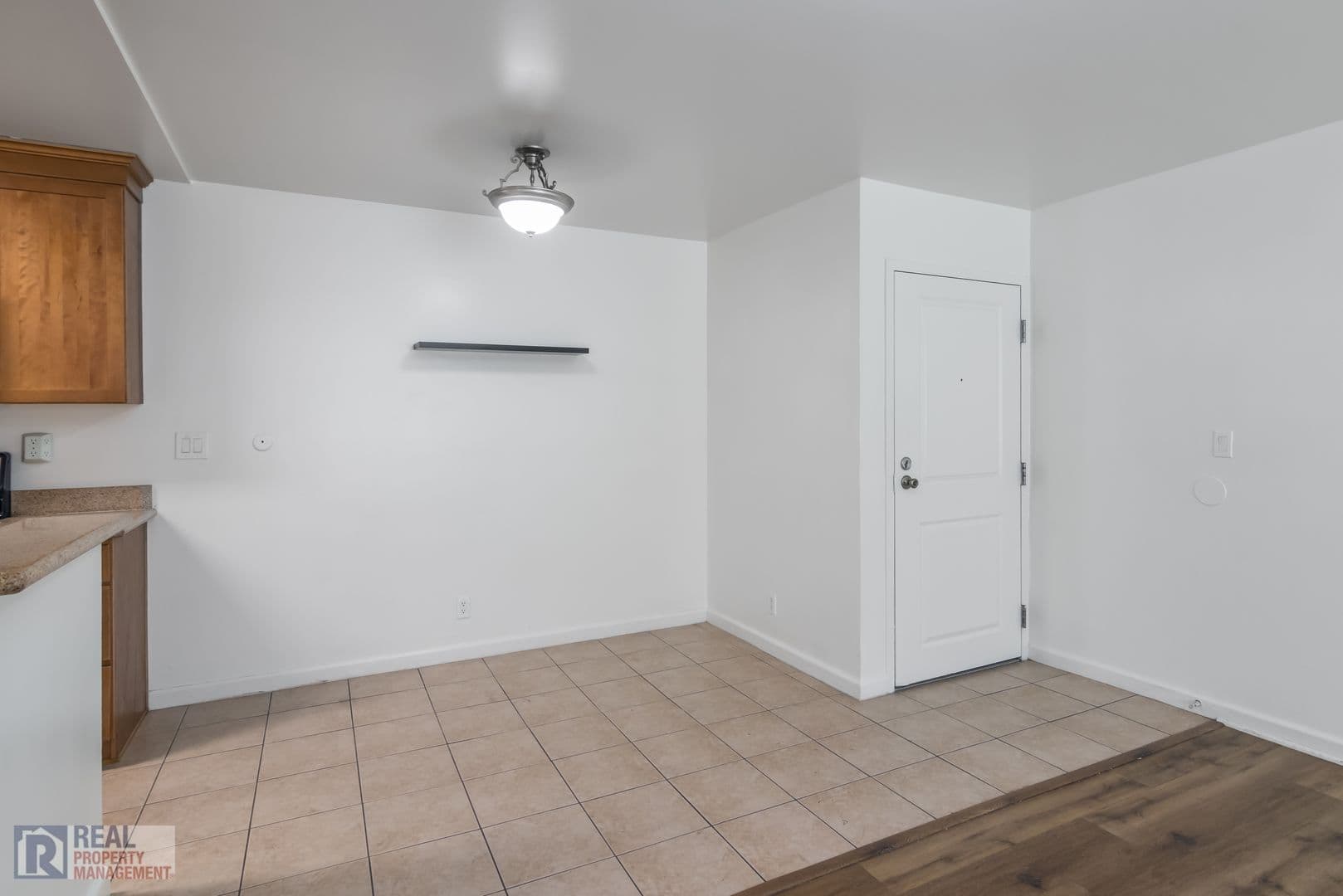 Winnetka Condo: 20327 Saticoy st unit 203