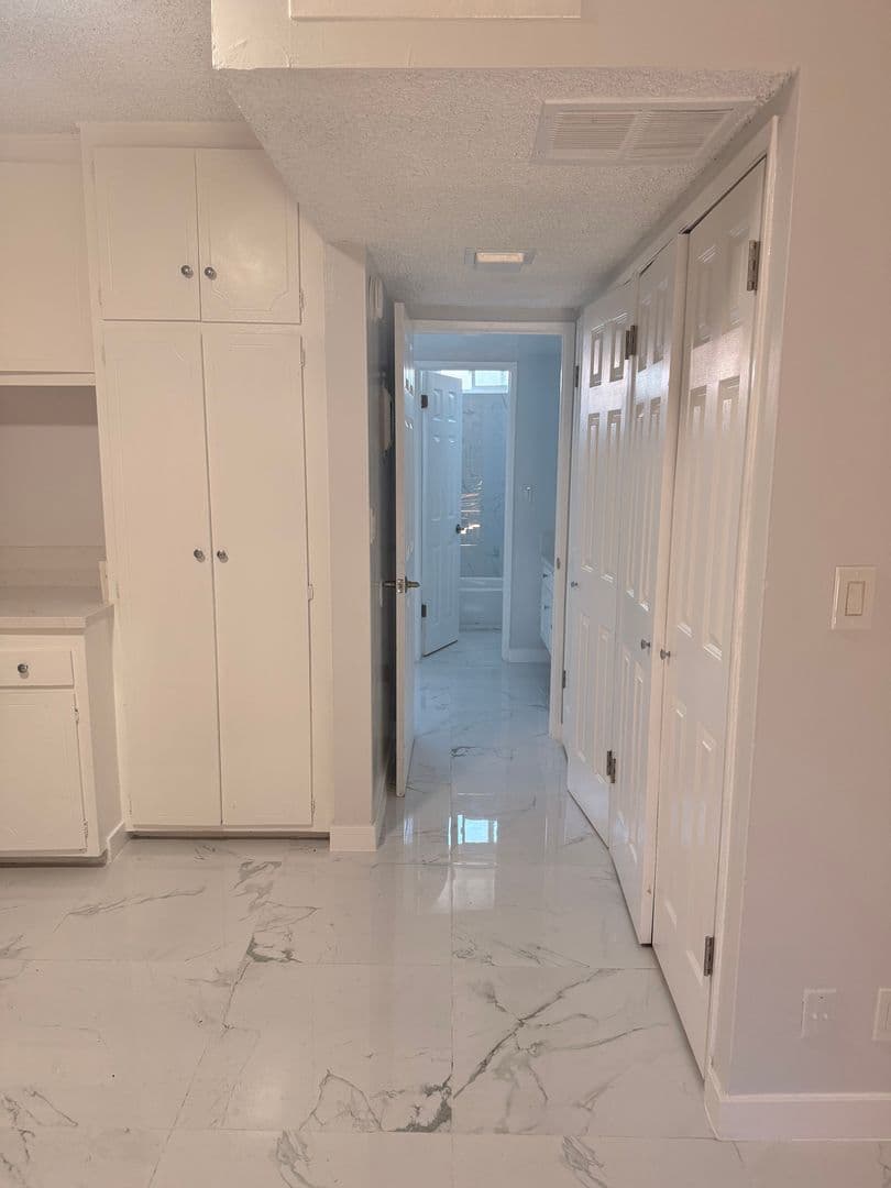 Panorama City Condo: 14751 Titus St. unit 16