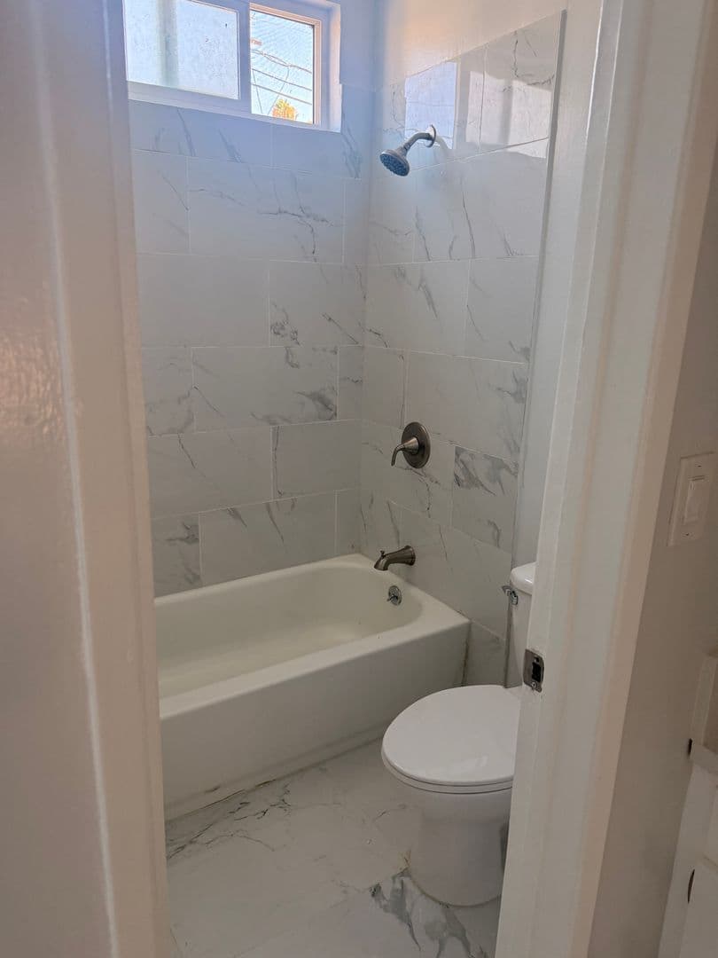 Panorama City Condo: 14751 Titus St. unit 16