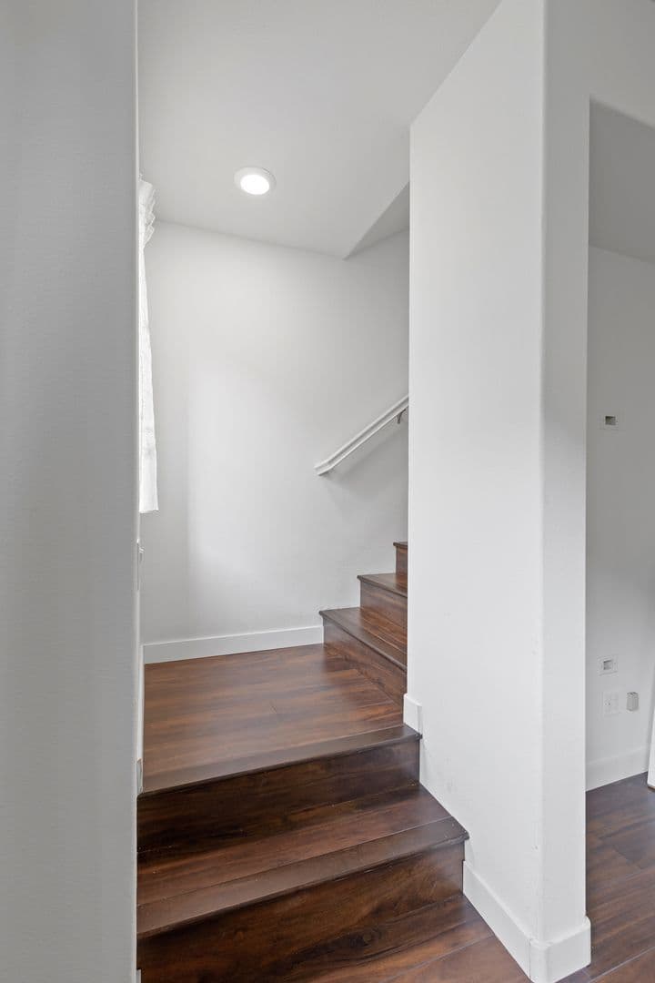 Van Nuys House: 14106 W. Spruce Ln
