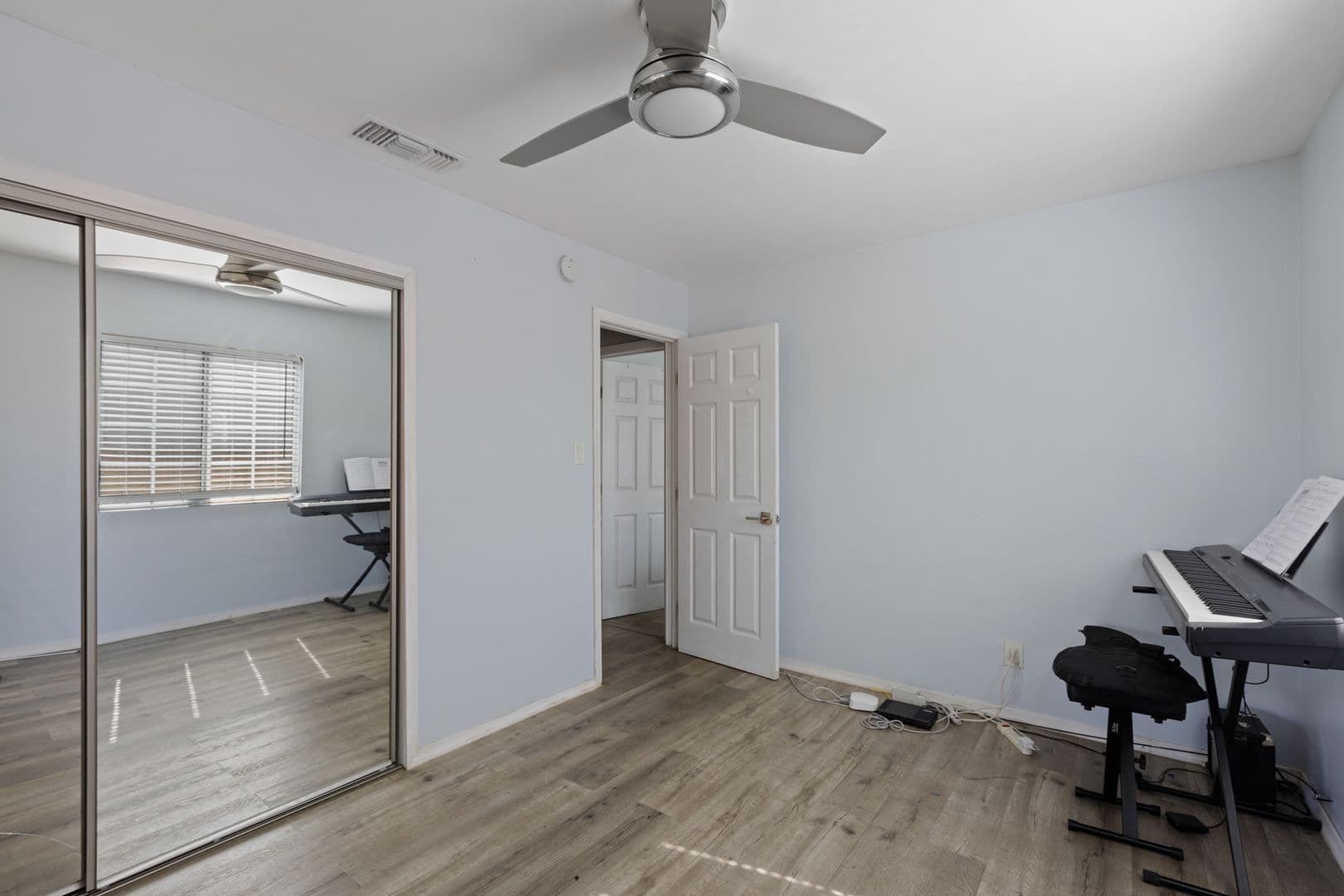 Panorama City House: 8419 Wakefield Ave.