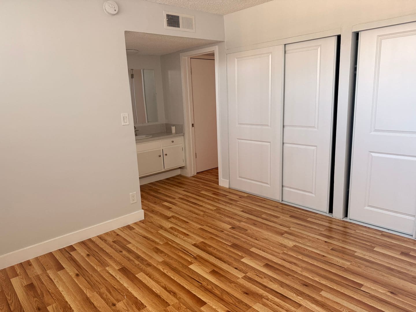 Panorama City House: 14751 Titus St. unit 51