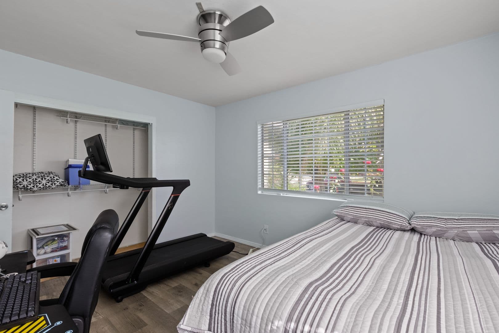 Panorama City House: 8419 Wakefield Ave.