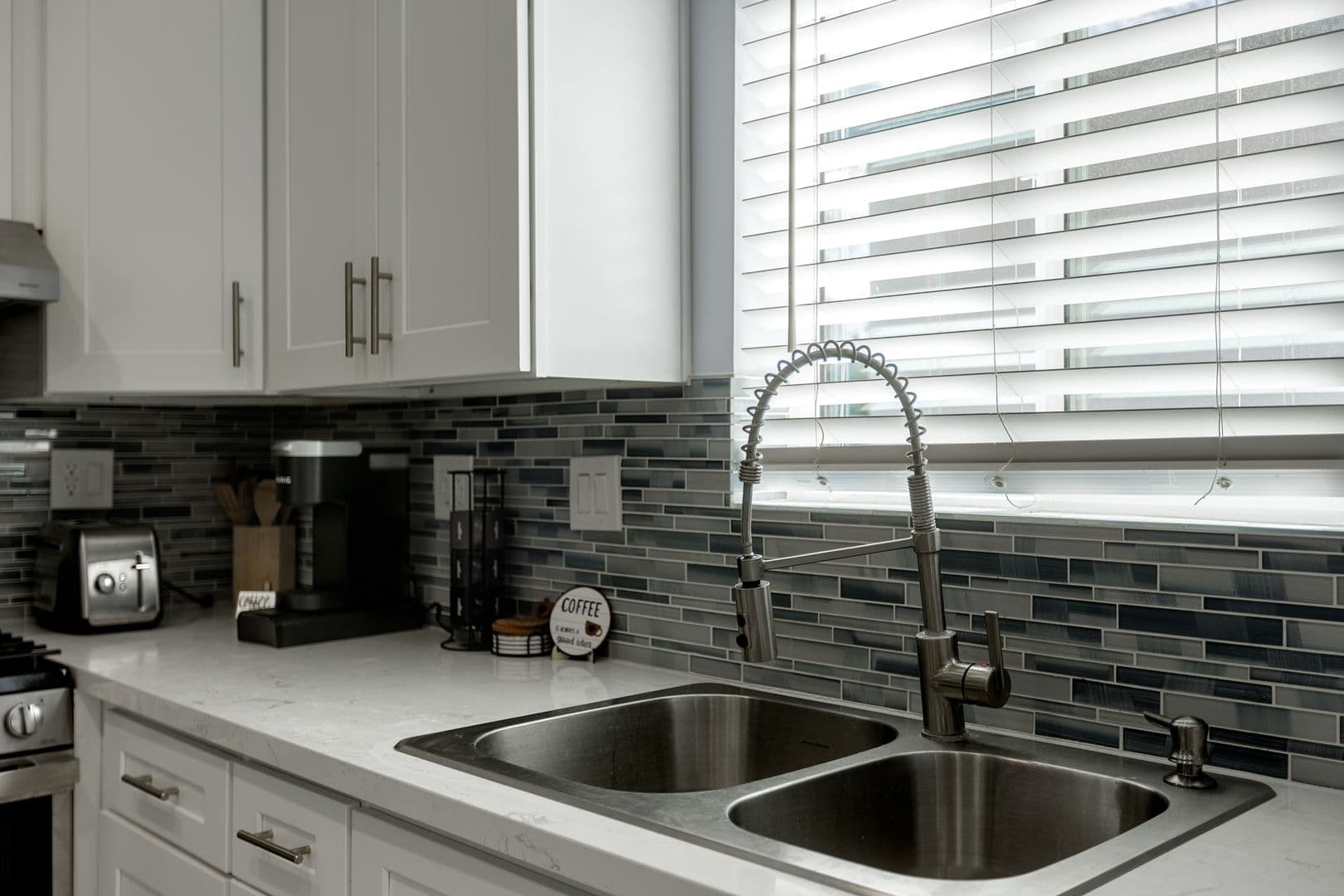West Hills House: 7457 Sausalito Ave.