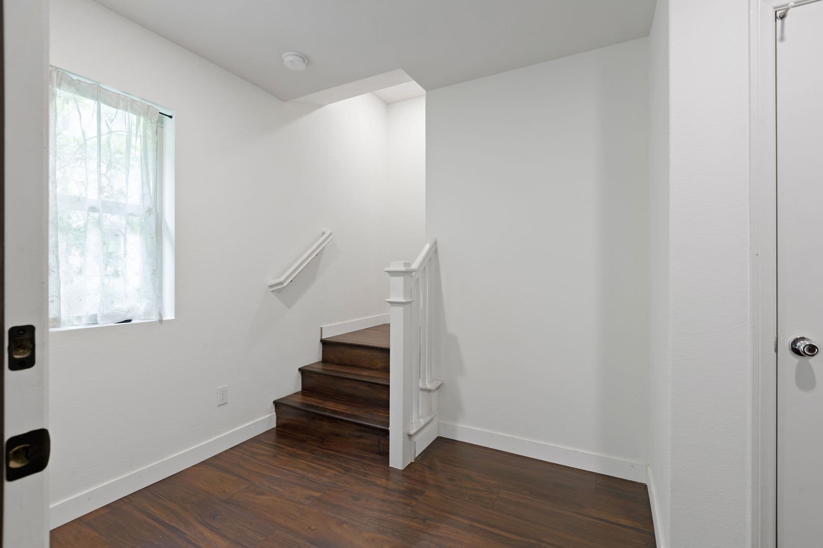 Van Nuys House: 14106 W. Spruce Ln