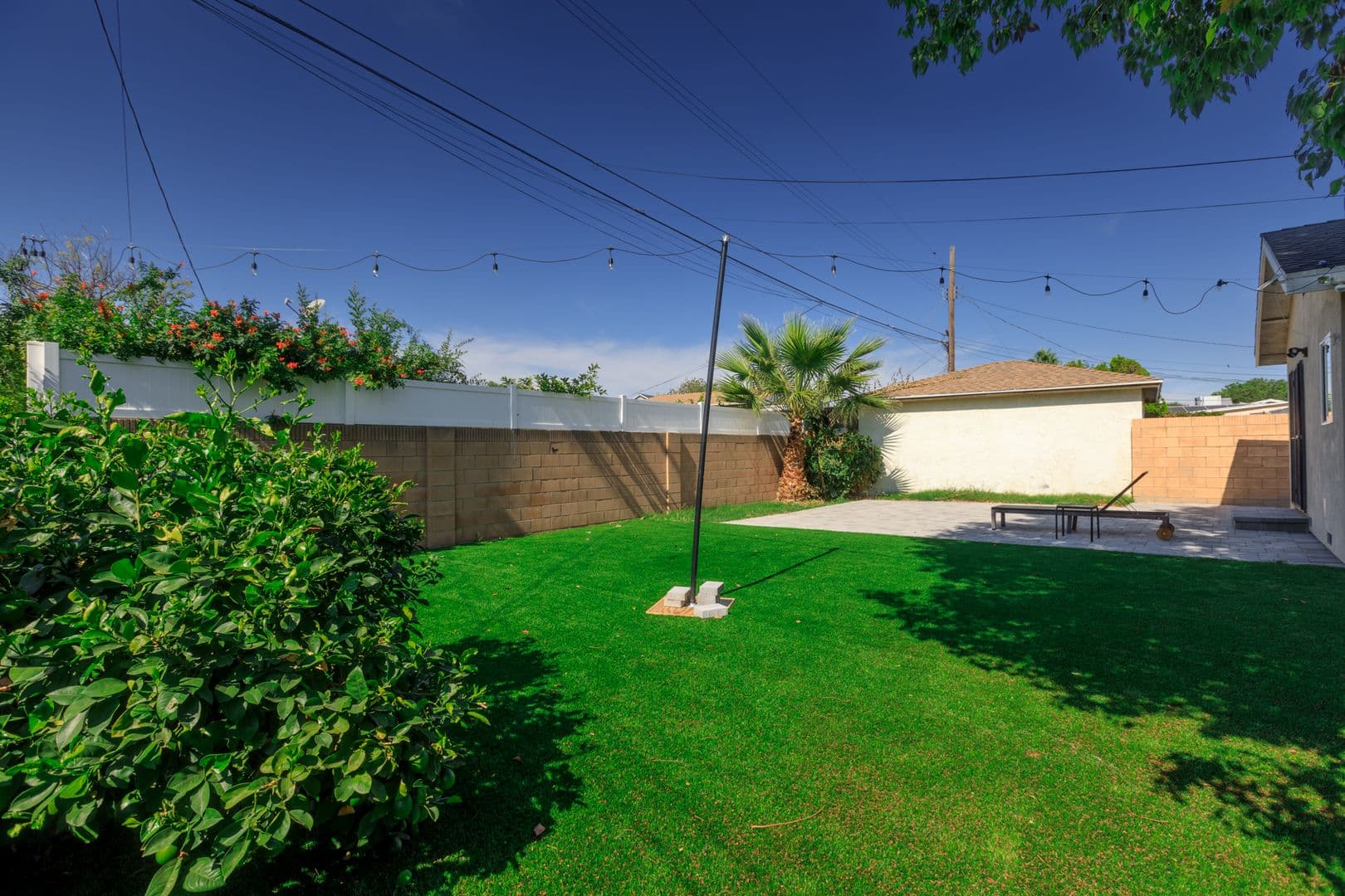 Panorama City House: 8419 Wakefield Ave.