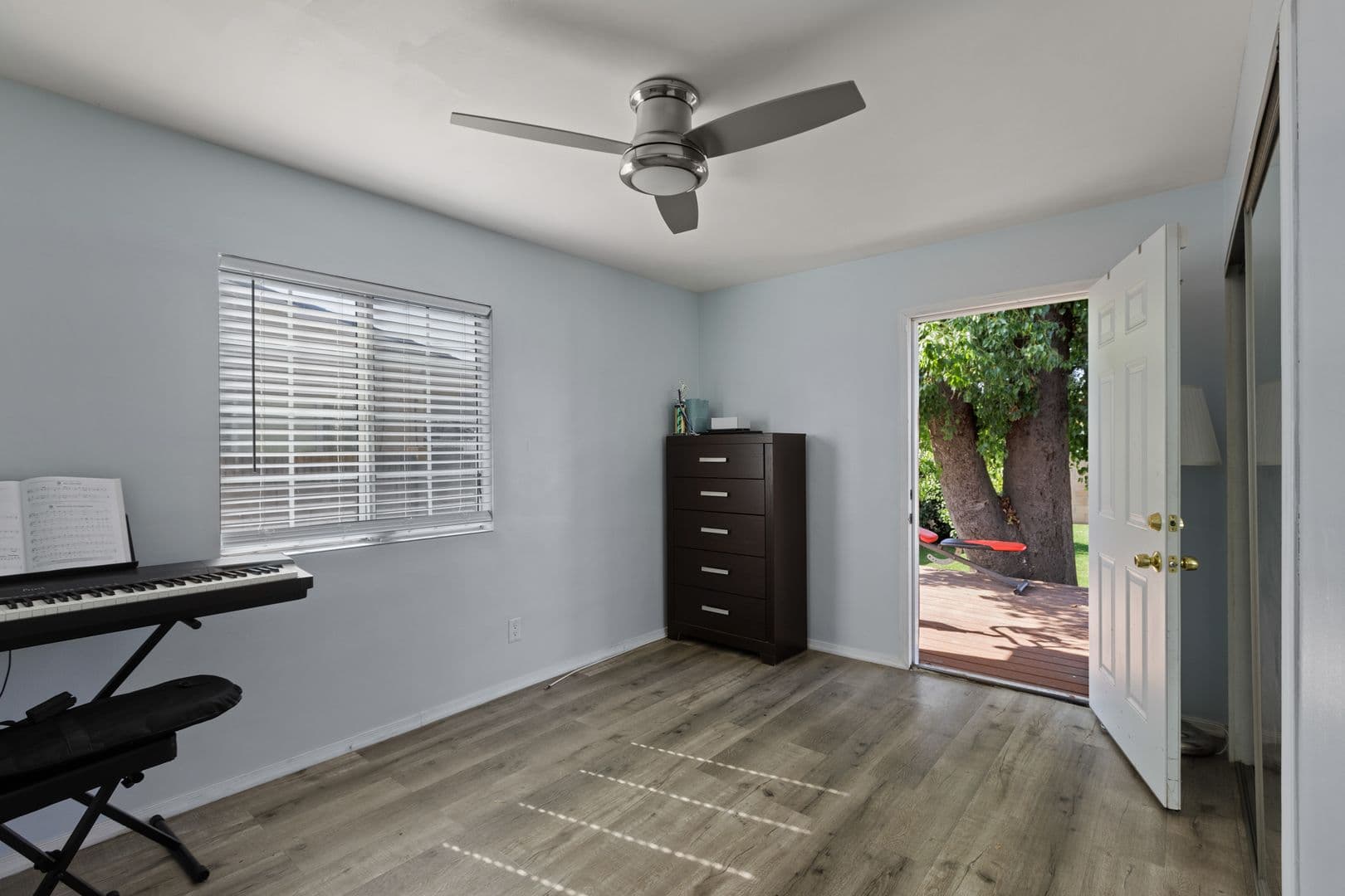 Panorama City House: 8419 Wakefield Ave.